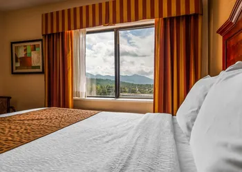 Best Western White Mountain Inn hotel thumbnail 8