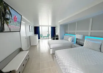 Lani Kai Beachfront Resort hotel thumbnail 3