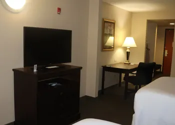 Wingate By Wyndham Peoria hotel thumbnail 8