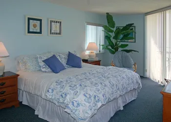 Ocean Trillium Suites hotel thumbnail 5