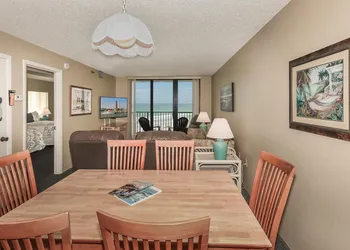 Ocean Trillium Suites hotel thumbnail 6