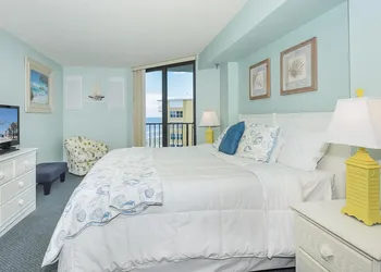 Ocean Trillium Suites hotel thumbnail 7