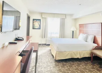 Days Inn by Wyndham Grande Prairie hotel thumbnail 7