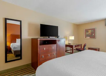 Best Western Plus Inn at Valley View hotel thumbnail 5