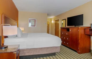 Best Western Plus Inn at Valley View hotel thumbnail 8