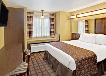 Microtel Inn & Suites by Wyndham Cartersville hotel thumbnail 6