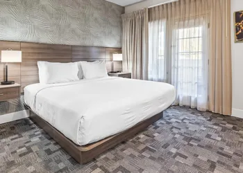 University Park Inn & Suites, an Ascend Collection Hotel hotel thumbnail 6