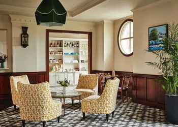 French Quarter Inn hotel thumbnail 8