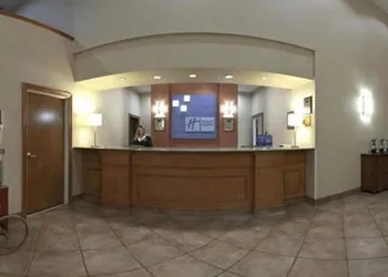 Holiday Inn Express & Suites Forest by IHG hotel thumbnail 2