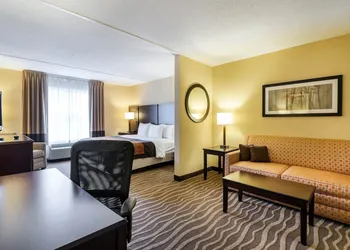 Comfort Inn & Suites Lexington Park near Pax River hotel thumbnail 7