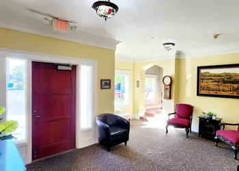 Santa Paula Inn hotel thumbnail 3