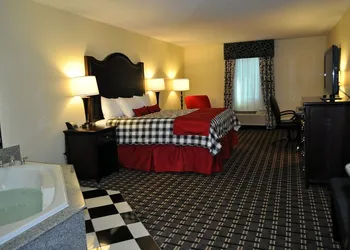 Evangeline Downs Hotel, an Ascend Collection Hotel hotel thumbnail 4