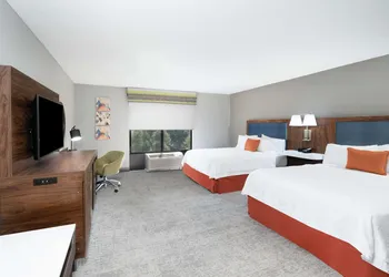 Hampton Inn Suites Opelika I85 Auburn Area hotel thumbnail 4