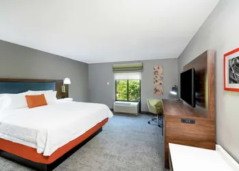 Hampton Inn Suites Opelika I85 Auburn Area hotel thumbnail 8
