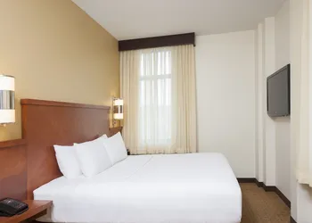 Hyatt Place Des Moines/Downtown hotel thumbnail 4