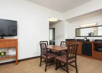 Hyatt Place Des Moines/Downtown hotel thumbnail 8