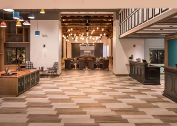 DoubleTree by Hilton Gainesville hotel thumbnail 2