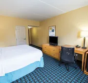 Fairfield Inn & Suites Marianna hotel detail image 5