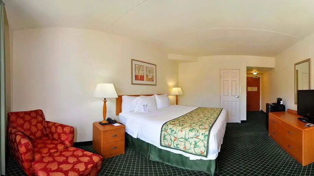 Fairfield Inn & Suites Marianna hotel detail image 6