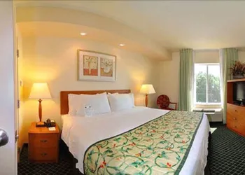 Fairfield Inn & Suites Marianna hotel thumbnail 8