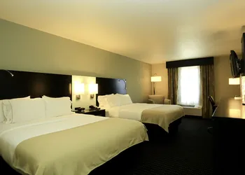 Holiday Inn Express Hotel & Suites Marion Northeast by IHG hotel thumbnail 2