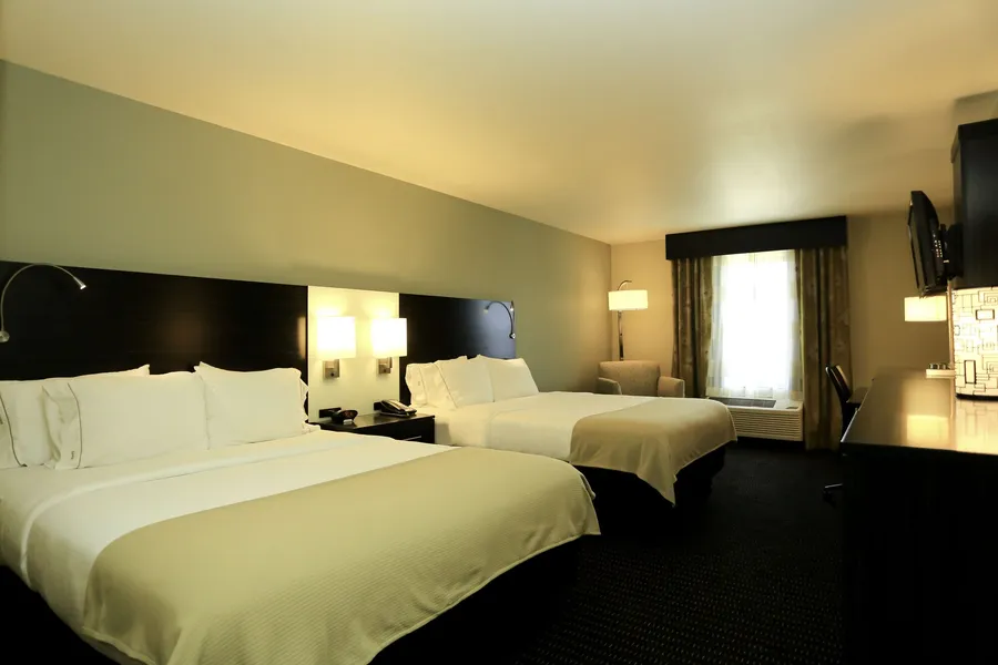 Holiday Inn Express Hotel & Suites Marion Northeast by IHG hotel detail image 2