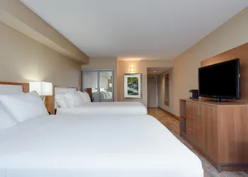 Holiday Inn Express & Suites Fredericton by IHG hotel thumbnail 4