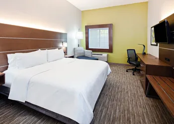 Holiday Inn Express & Suites Rancho Mirage - Palm Spgs Area by IHG hotel thumbnail 8
