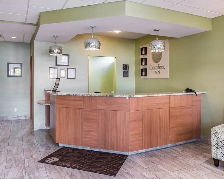 Comfort Inn Brockville hotel detail image 6