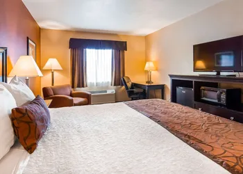 Best Western Plus Corning Inn hotel thumbnail 5