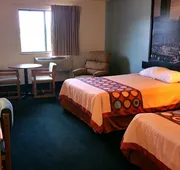 Super 8 by Wyndham Thurmont hotel detail image 5