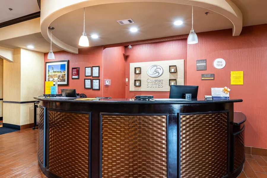 Comfort Suites Lake Worth hotel detail image 6
