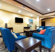 Comfort Suites Lake Worth hotel detail image 7