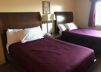 Simple Rewards Inn Shelbina hotel thumbnail 2