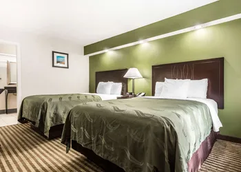Quality Inn Lancaster hotel thumbnail 6