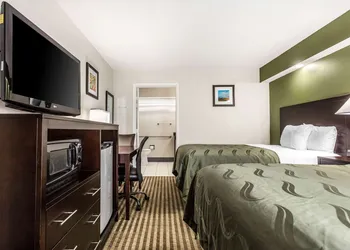 Quality Inn Lancaster hotel thumbnail 7