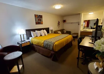 Motel West hotel thumbnail 7