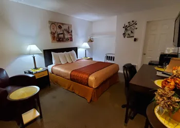 Motel West hotel thumbnail 8