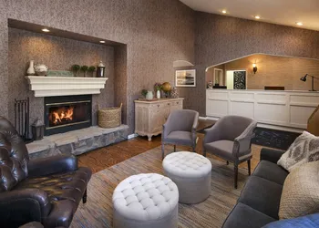 Cottage Inn By The Sea hotel thumbnail 4