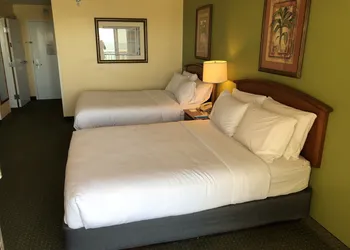 Holiday Inn & Suites Clearwater Beach by IHG hotel thumbnail 3