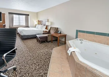 La Quinta Inn by Wyndham Missoula hotel thumbnail 7