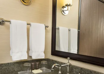 Ayres Hotel Costa Mesa/Newport Beach hotel thumbnail 6