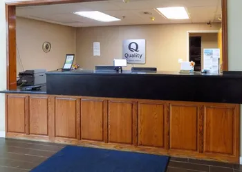 Quality Inn Kingdom City I-70 hotel thumbnail 4