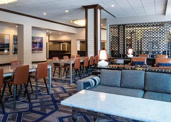 Sheraton Indianapolis City Centre Hotel hotel thumbnail 3