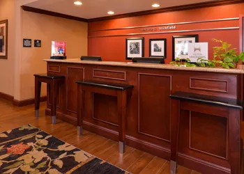 Hampton Inn by Hilton Litchfield hotel thumbnail 2