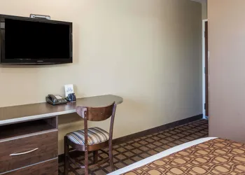 Microtel Inn & Suites by Wyndham Wheeler Ridge hotel thumbnail 5