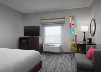 Hampton Inn Statesboro hotel thumbnail 7