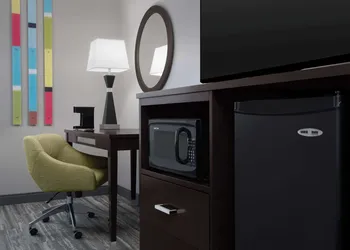 Hampton Inn Statesboro hotel thumbnail 8