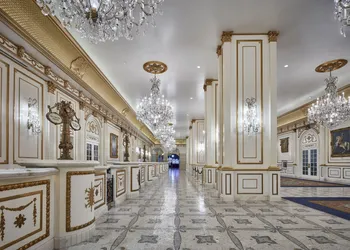 Paris Las Vegas Resort & Casino hotel thumbnail 2