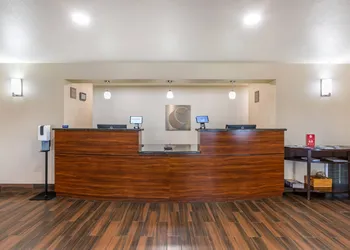 Comfort Inn & Suites Yuma I-8 hotel thumbnail 3